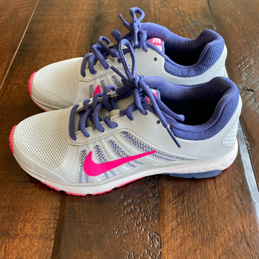 Worn Once!!!!  Nike Tennis Shoe - Picture 2 of 7